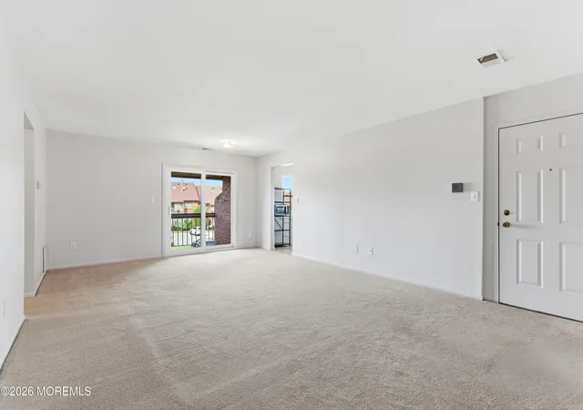 Homes for sale in Woodbridge, NJ | 114 Beverly Hill Ter #H, Woodbridge, NJ 07095 | MLS# 22615918