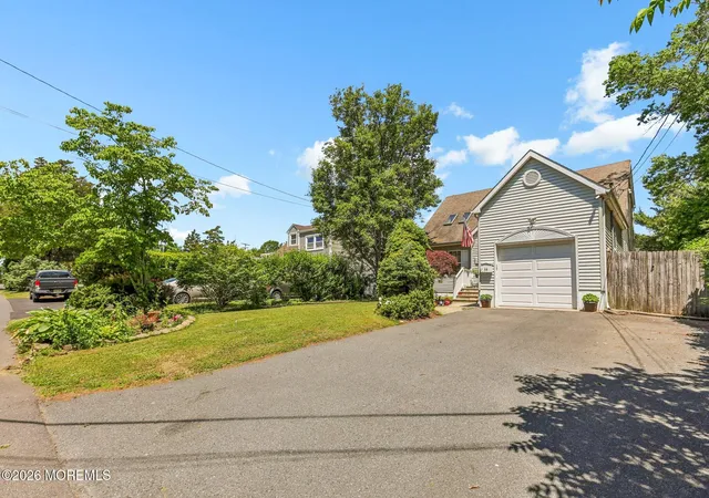 36th image of 44 East Dr, Toms River, NJ 08753 | MLS# 22615988