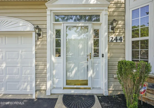 2nd image of 244 Shinnecock Dr, Manalapan, NJ 07726 | MLS# 22616047