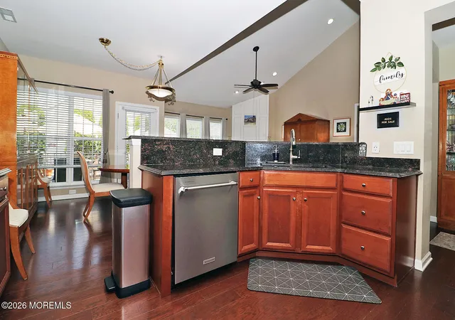 Homes for sale in Manchester, NJ | 58 Aberdeen Ln, Manchester, NJ 08759 | MLS# 22616097