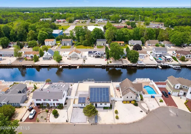 Homes for sale in Manahawkin, NJ | 117 Emily Dr, Manahawkin, NJ 08050 | MLS# 22616114