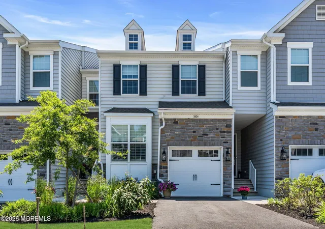 3rd image of 1004 Pheasant Ln #203, Farmingdale, NJ 07727 | MLS# 22616398