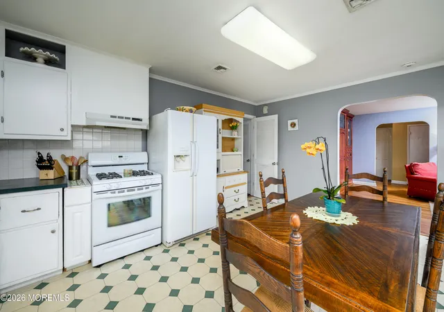 Homes for sale in Hazlet, NJ | 63 11Th St, Hazlet, NJ 07734 | MLS# 22616489