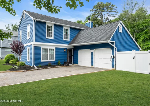 3rd image of 815 France Ct, Toms River, NJ 08753 | MLS# 22619089