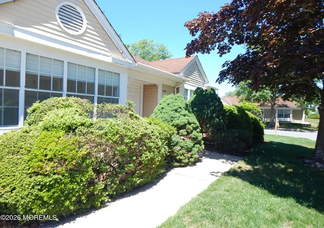 1st image of 1173b Thornbury Ln, Manchester, NJ 08759 | MLS# 22617339