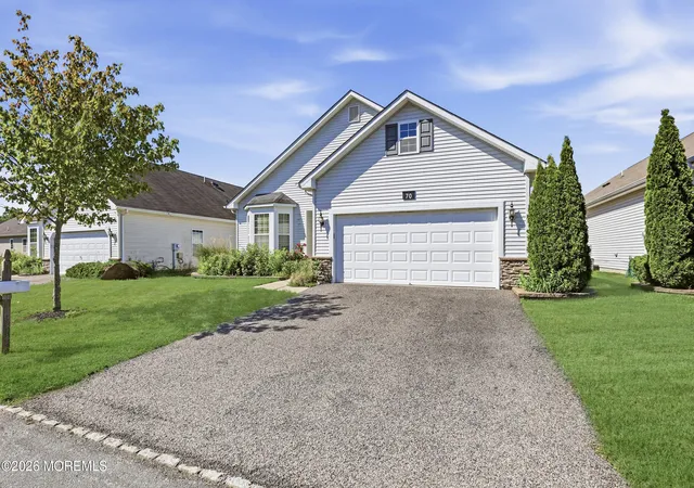 2nd image of 70 Eagle Ridge Cir, Lakewood, NJ 08701 | MLS# 22616297