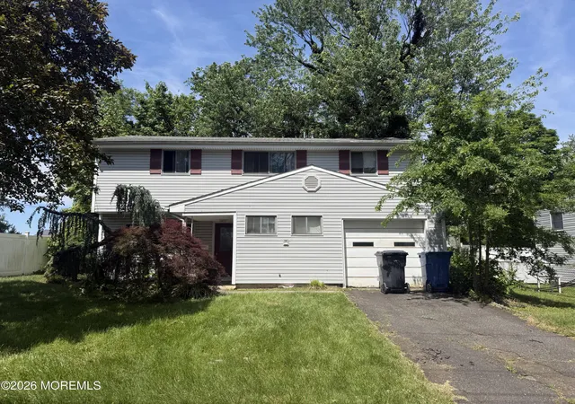 Homes for sale in Old Bridge, NJ | 19 Hastings Rd, Old Bridge, NJ 08857 | MLS# 22616319