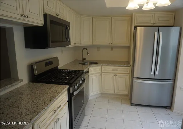 Homes for sale in Old Bridge, NJ | 71 Percival Ct, Old Bridge, NJ 08857 | MLS# 22616332