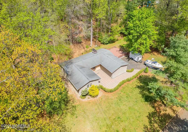 5th image of 3 Cardinal Rd, Holmdel, NJ 07733 | MLS# 22616445