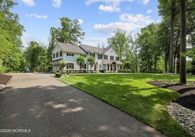 Homes for sale in Colts Neck, NJ | 92 Tulip Ln, Colts Neck, NJ 07722 | MLS# 22617282