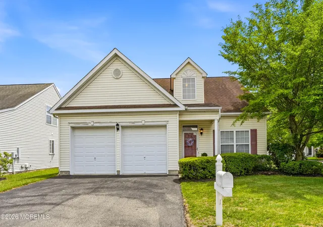 1st image of 5 Holly Manor Ct, Helmetta, NJ 08828 | MLS# 22616368