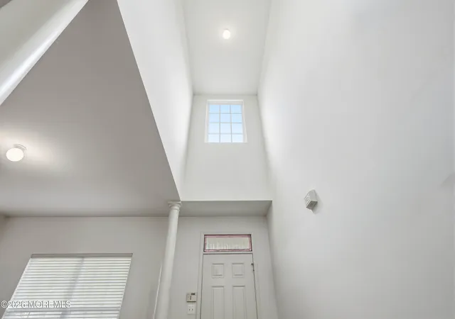 5th image of 5 Holly Manor Ct, Helmetta, NJ 08828 | MLS# 22616368