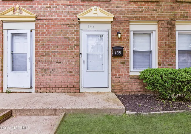 4th image of 138 Stratford Pl, Lakewood, NJ 08701 | MLS# 22618493