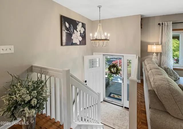 Homes for sale in Manalapan, NJ | 7 Oxford Rd, Manalapan, NJ 07726 | MLS# 22616603