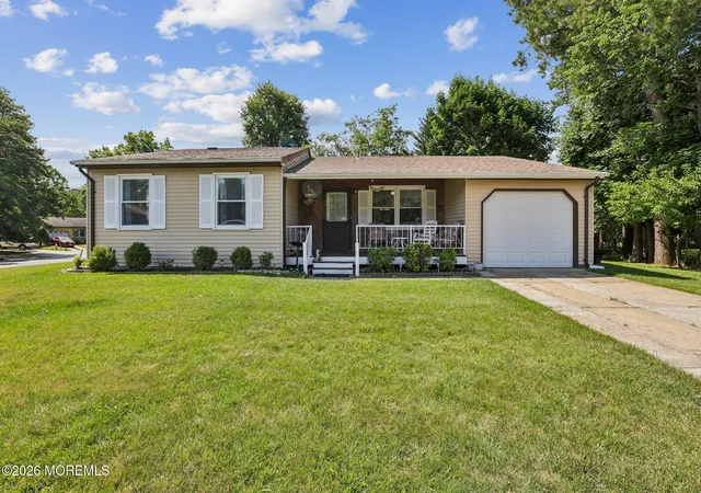 Homes for sale in Whiting, NJ | 47 Hartford Rd, Whiting, NJ 08759 | MLS# 22619481