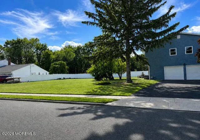Homes for sale in Middletown, NJ | 104 Sunset Ct, Middletown, NJ 07748 | MLS# 22616506