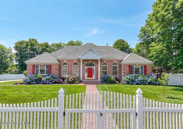 Homes for sale in Manahawkin, NJ | 5 Popper St, Manahawkin, NJ 08050 | MLS# 22616474