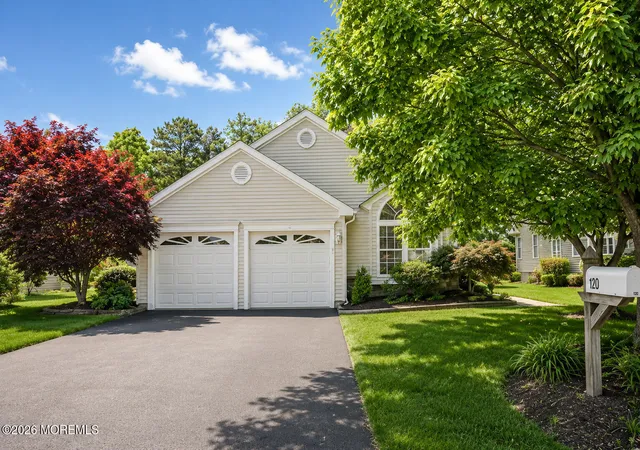 2nd image of 120 Skyline Dr, Lakewood, NJ 08701 | MLS# 22616505