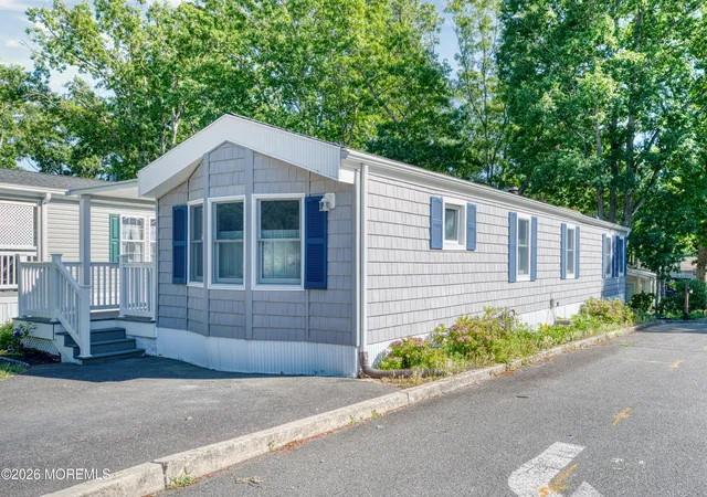 Homes for sale in Manasquan, NJ | 1919 Atlantic Ave #25, Manasquan, NJ 08736 | MLS# 22617414