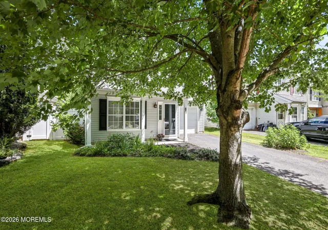 Homes for sale in Manalapan, NJ | 67 New Beginnings Xing, Manalapan, NJ 07726 | MLS# 22618935