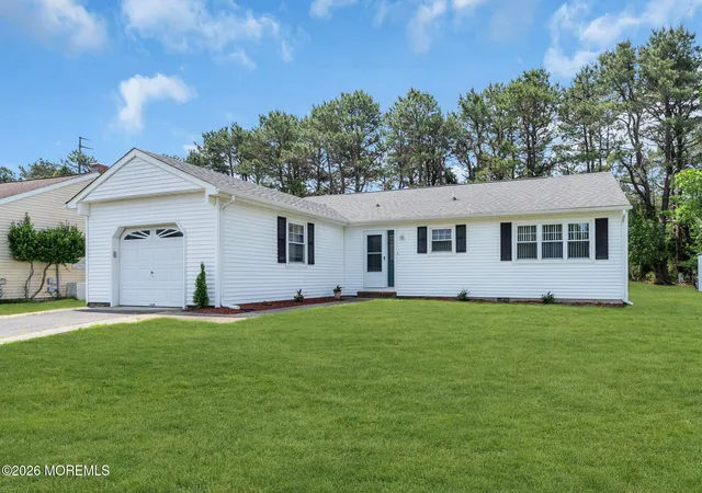 Photo 34 of Single family home for sale at 124 Pulaski Blvd, Toms River, NJ 08757 | MLS# 22618033 | Listing updated on 2026-10-05