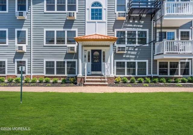 Homes for sale in Asbury Park, NJ | 309 4Th Ave, Asbury Park, NJ 07712