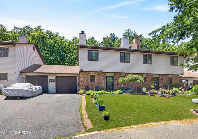 Homes for sale in Howell, NJ | 6 Swan Rd, Howell, NJ 07731 | MLS# 22616651