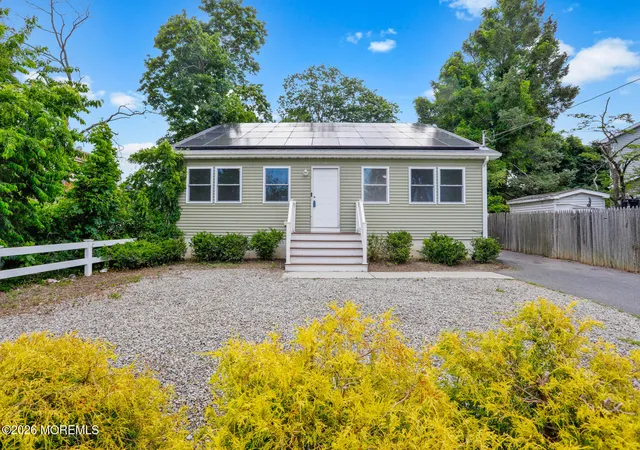 1st image of 10 S Gateway St, Toms River, NJ 08753 | MLS# 22617825