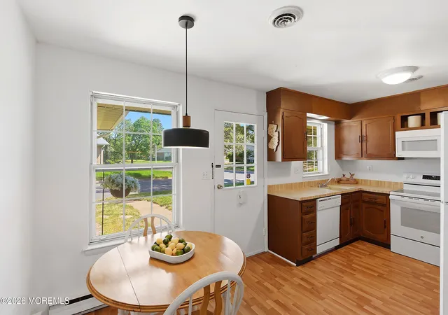 Homes for sale in Manchester, NJ | 21 Cambridge Cir #B, Manchester, NJ 08759 | MLS# 22616937
