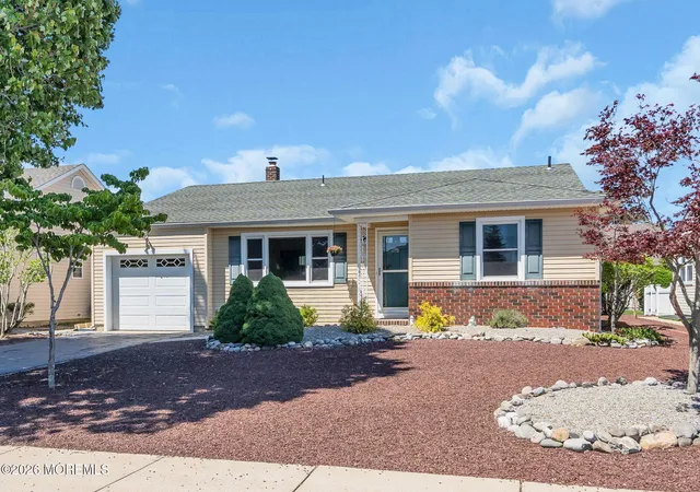 Photo 1 of Single family home for sale at 10 Sheridan Rd, Toms River, NJ 08757 | MLS# 22617052 | Listing updated on 2026-08-25