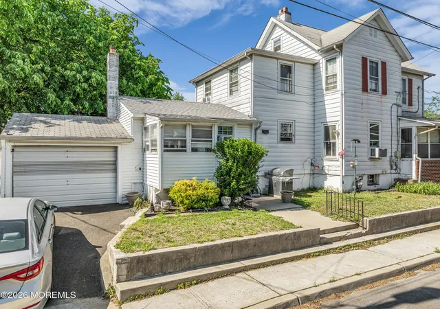 Homes for sale in Keyport, NJ | 250 Broad St, Keyport, NJ 07735 | MLS# 22616822