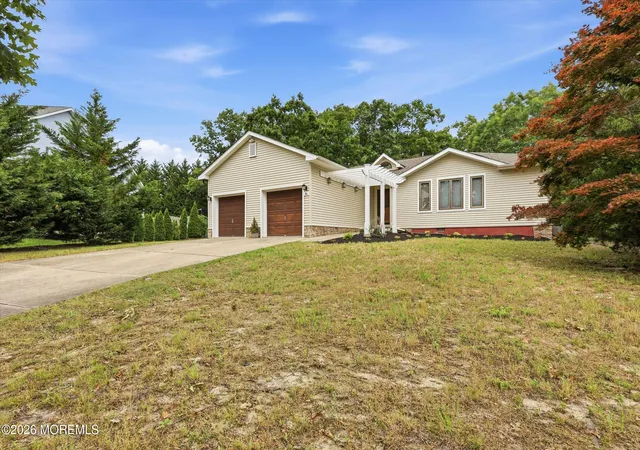Homes for sale in Manahawkin, NJ | 54 Sugar Hill Rd, Manahawkin, NJ 08050 | MLS# 22616832