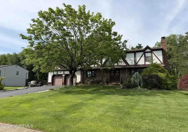 Photo 3 of Sale Pending at 49 Prescott Pl, Freehold, NJ 07728 | MLS# 22616890 | Listing updated on 2026-07-12