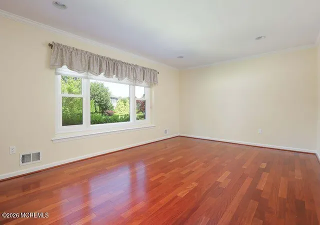 Homes for sale in Middletown, NJ | 3 Baskenridge Dr, Middletown, NJ 07748 | MLS# 22616872