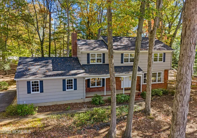 Homes for sale in Colts Neck, NJ | 4 Brookside Dr, Colts Neck, NJ 07722 | MLS# 22616854