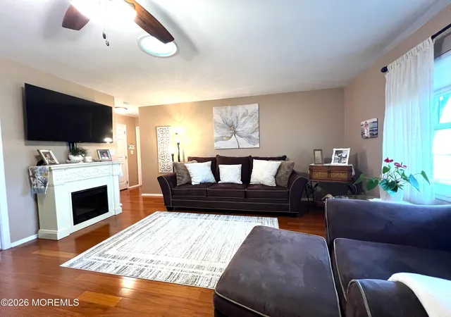 Photo 1 of Single family home for sale at 258 Jefferson Ct #B, Lakewood, NJ 08701 | MLS# 22617046 | Listing updated on 2026-07-16