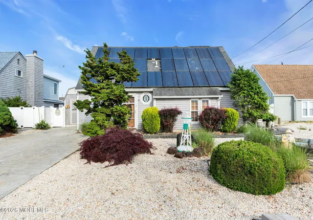 Homes for sale in Bayville, NJ | 91 S Ronald Ave S, Bayville, NJ 08721 | MLS# 22617014