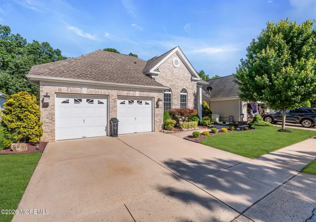Photo 2 of Single family home for sale at 45 Crooked Stick Rd, Jackson, NJ 08527 | MLS# 22617081 | Listing updated on 2026-09-29