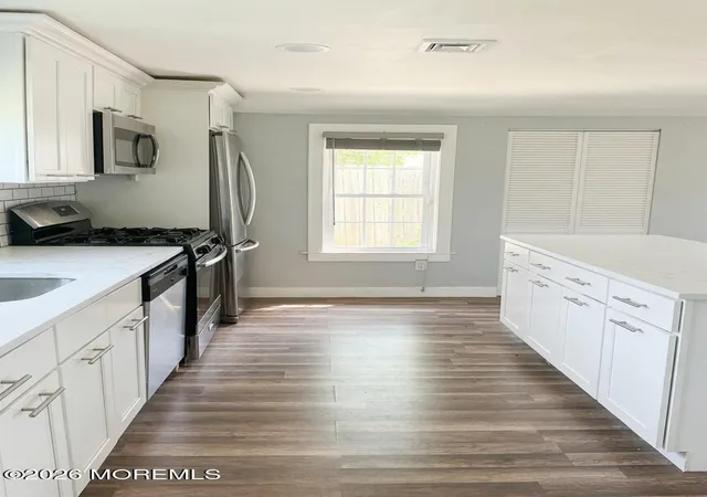Homes for sale in Keyport, NJ | 37 Myrtle Ave, Keyport, NJ 07735 | MLS# 22617044