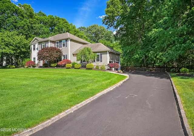 Homes for sale in Farmingdale, NJ | 10 Burke Dr, Farmingdale, NJ 07727 | MLS# 22617744