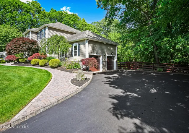 Homes for sale in Farmingdale, NJ | 10 Burke Dr, Farmingdale, NJ 07727 | MLS# 22617744