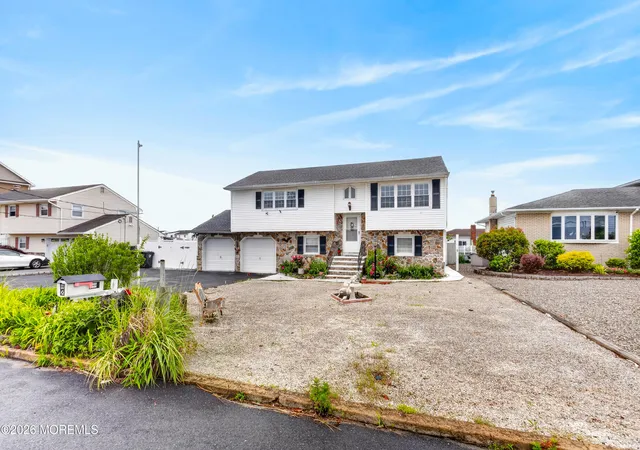 3rd image of 38 Tobago Ave, Toms River, NJ 08753 | MLS# 22617066