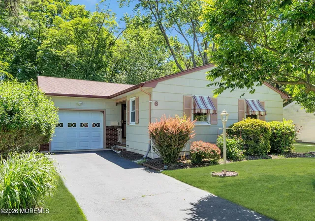 1st image of 6 Woodbury Ct, Toms River, NJ 08757 | MLS# 22617750