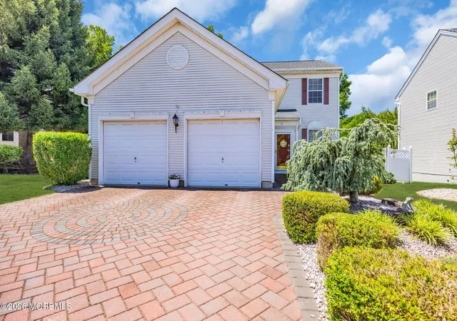 Homes for sale in Morganville, NJ | 70 Waterford Ave, Morganville, NJ 07751 | MLS# 22617088