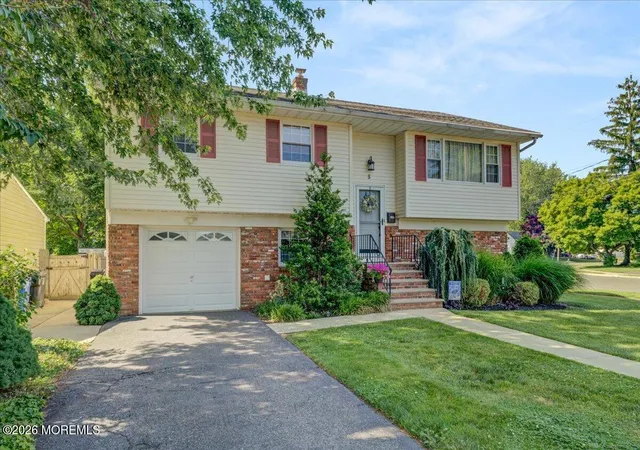 Homes for sale in Red Bank, NJ | 5 Brook St, Red Bank, NJ 07701 | MLS# 22617110