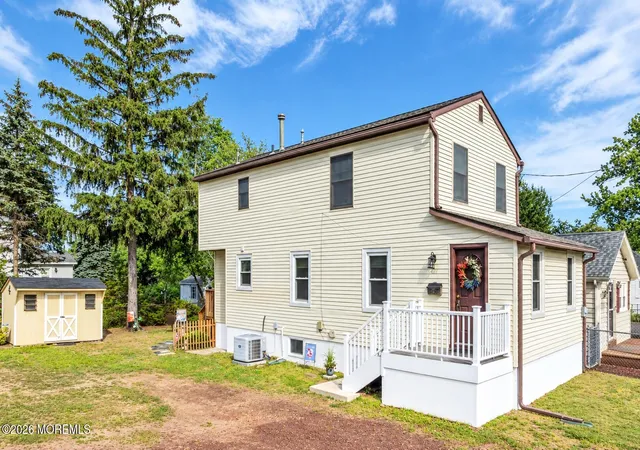 Photo 1 of Single family home for sale at 401 Walnut St, Port Monmouth, NJ 07758 | MLS# 22617241 | Listing updated on 2026-10-24