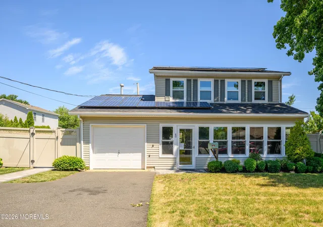 Homes for sale in Keyport, NJ | 40 Pomona Blvd, Keyport, NJ 07735 | MLS# 22617591