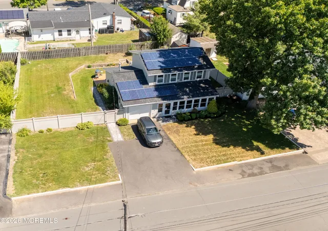 Homes for sale in Keyport, NJ | 40 Pomona Blvd, Keyport, NJ 07735 | MLS# 22617591