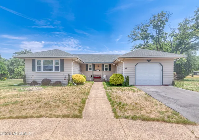 Photo 1 of Sale Pending at 6 Carrazal Ct, Toms River, NJ 08757 | MLS# 22617209 | Listing updated on 2026-07-26