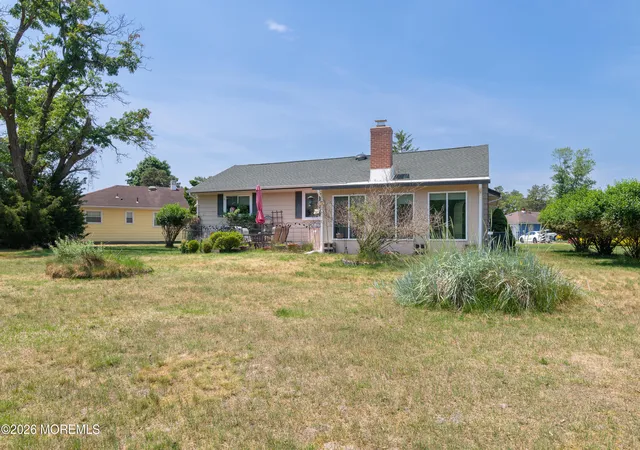 Photo 3 of Sale Pending at 6 Carrazal Ct, Toms River, NJ 08757 | MLS# 22617209 | Listing updated on 2026-07-26